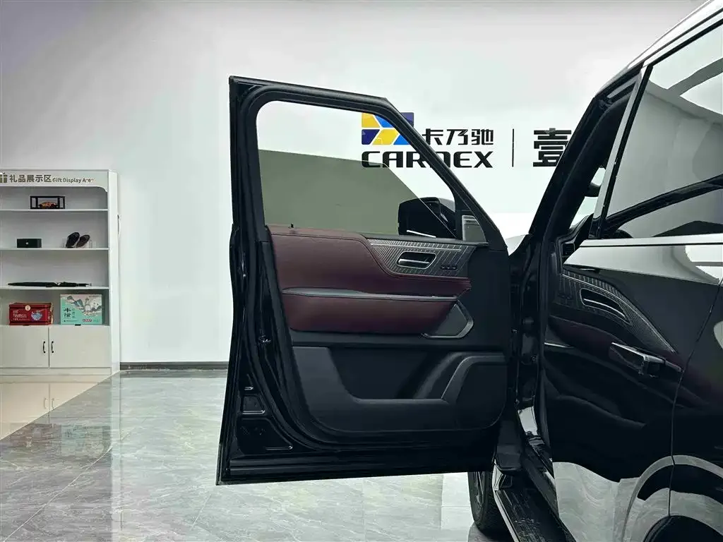 Infiniti QX80 2025 из CN, фото 10