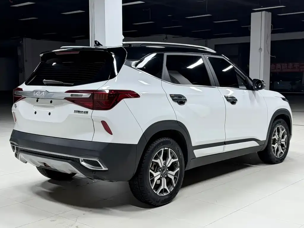 Kia KX3 2022 из CN, фото 7