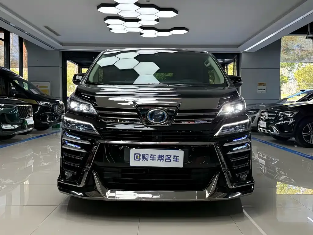 Toyota Vellfire 2021 из CN, фото 9