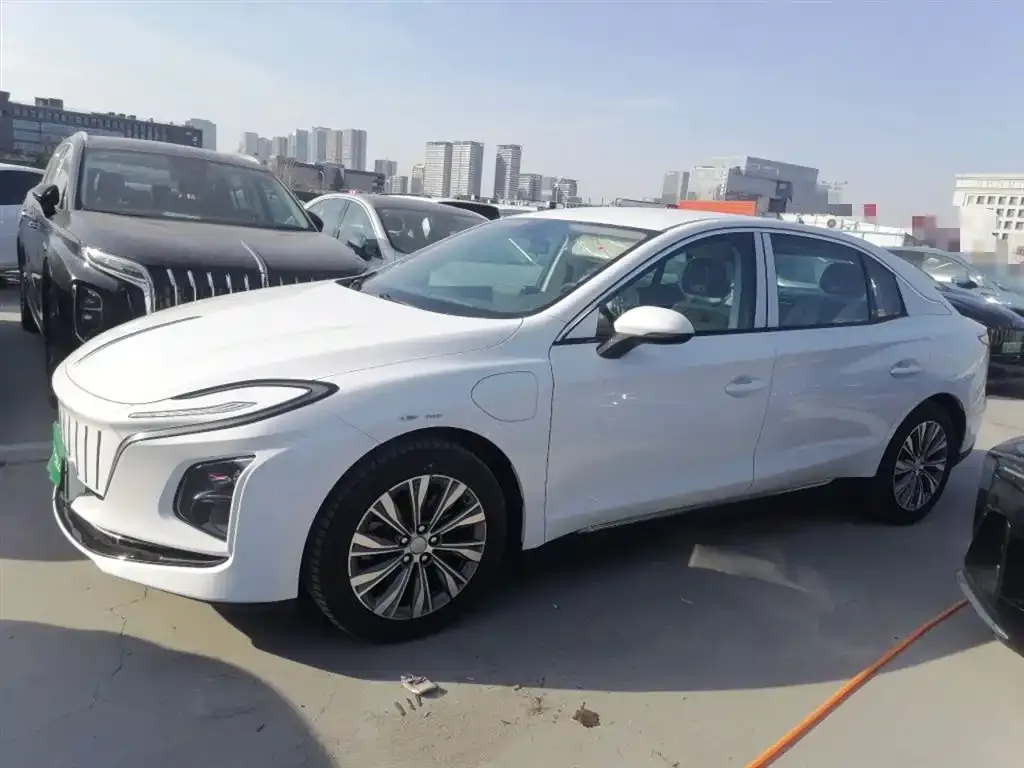 Hongqi E-QM5 2026 из CN, фото 6
