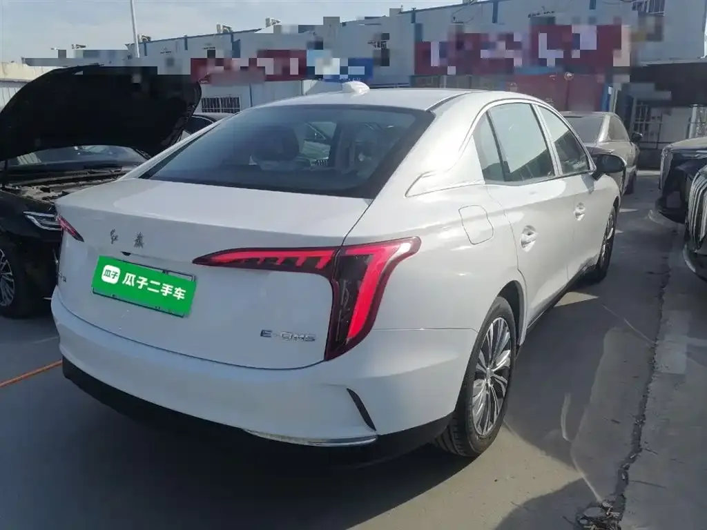 Hongqi E-QM5 2026 из CN, фото 3