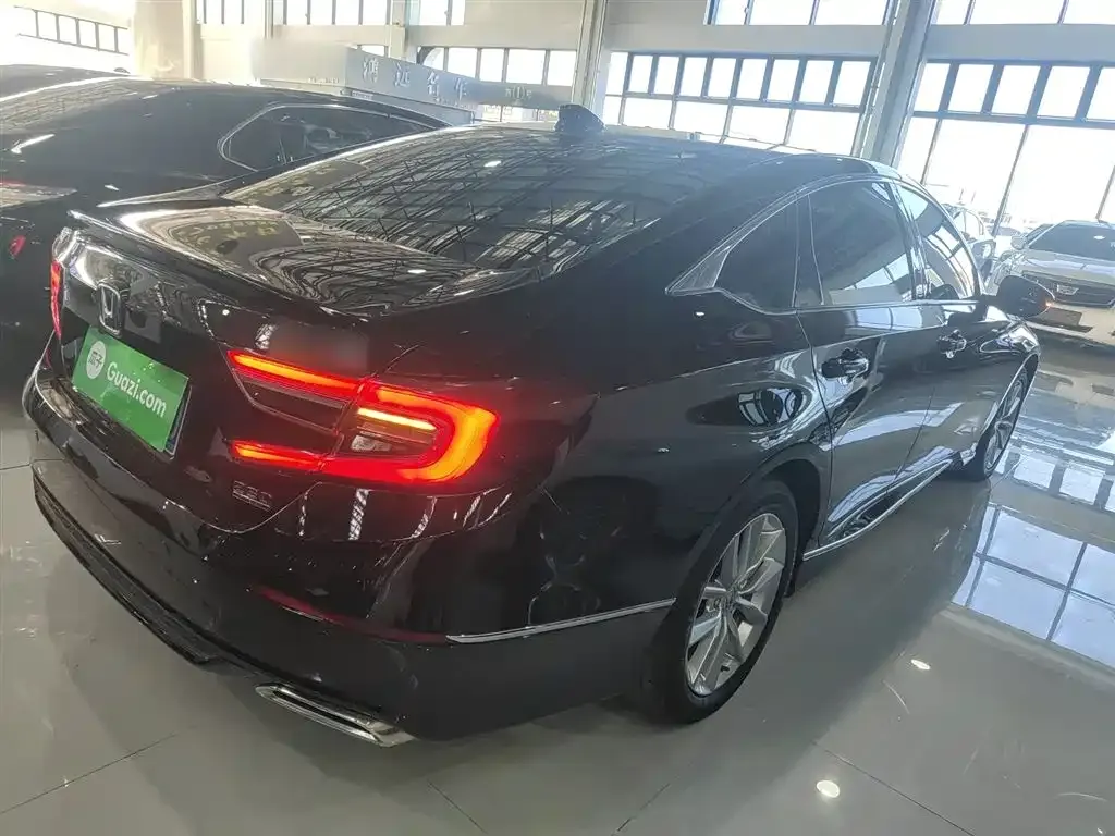 Honda Accord 2022 из CN, фото 5