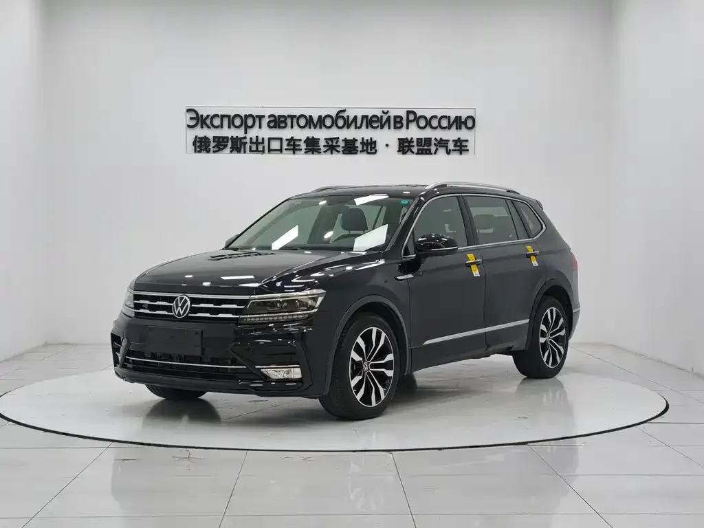 Volkswagen Tiguan L — фото 4