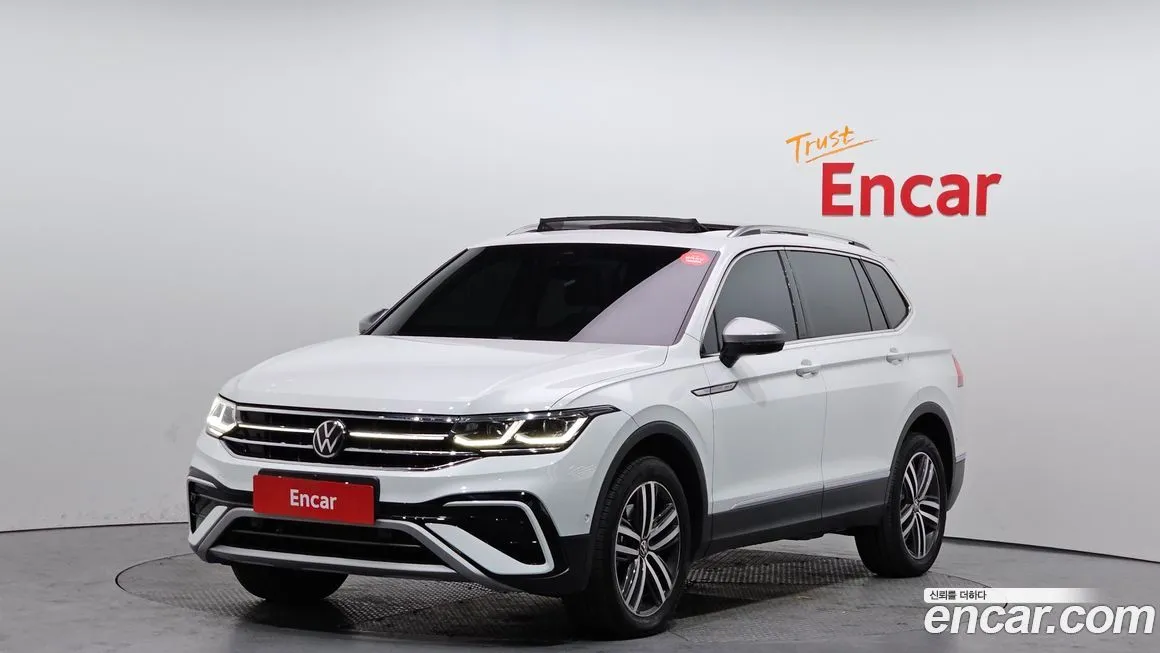 Volkswagen Tiguan — фото 1