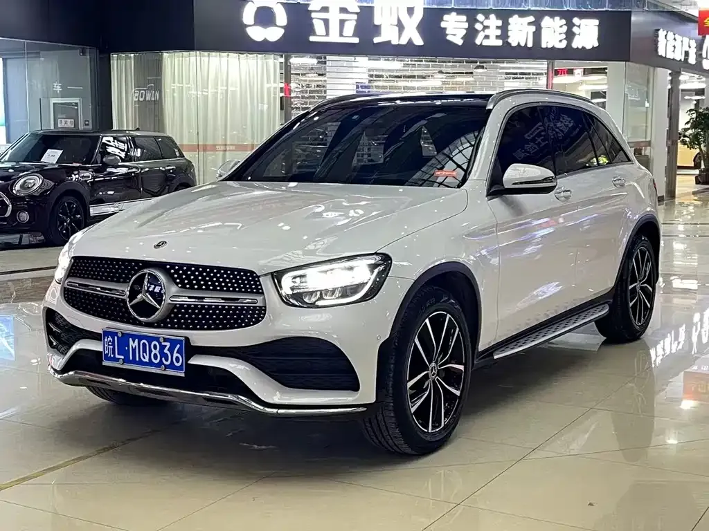 Mercedes-Benz GLC — фото 1