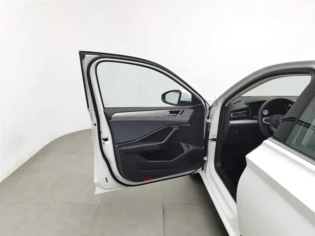 Volkswagen Sagitar 2024 из CN, фото 8
