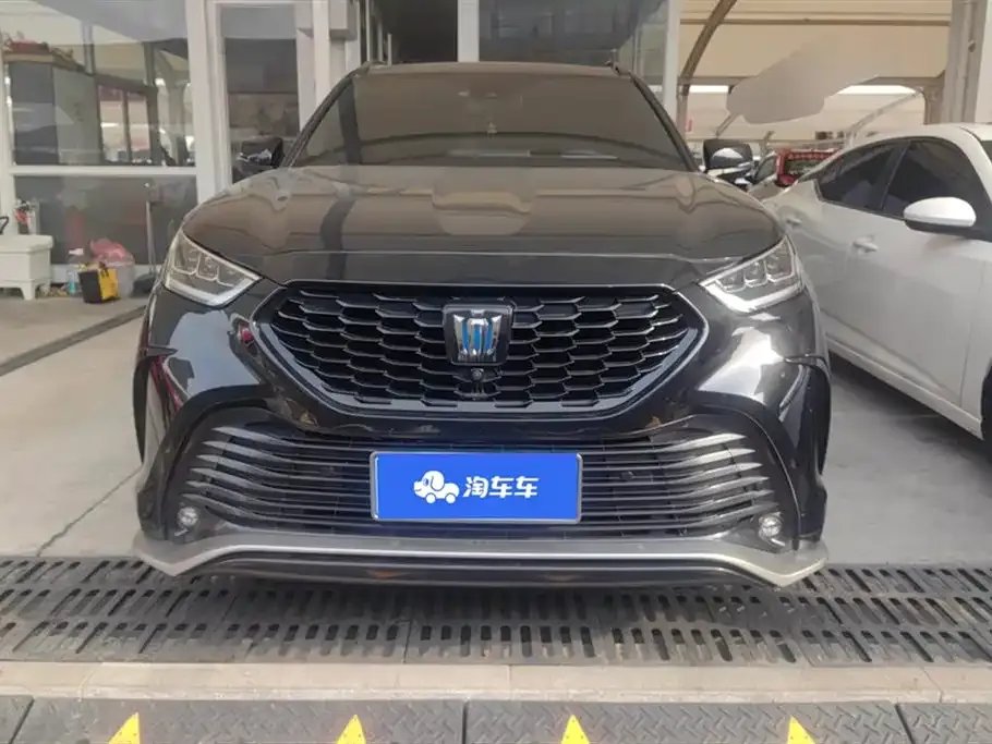 Toyota Crown Kluger 2023 из CN, фото 4