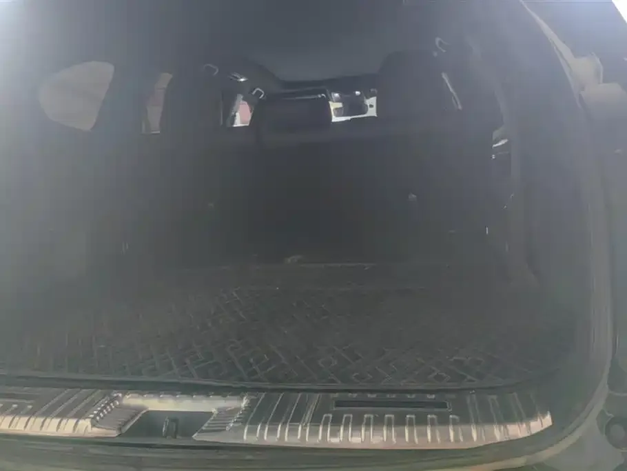 Toyota Crown Kluger 2023 из CN, фото 3