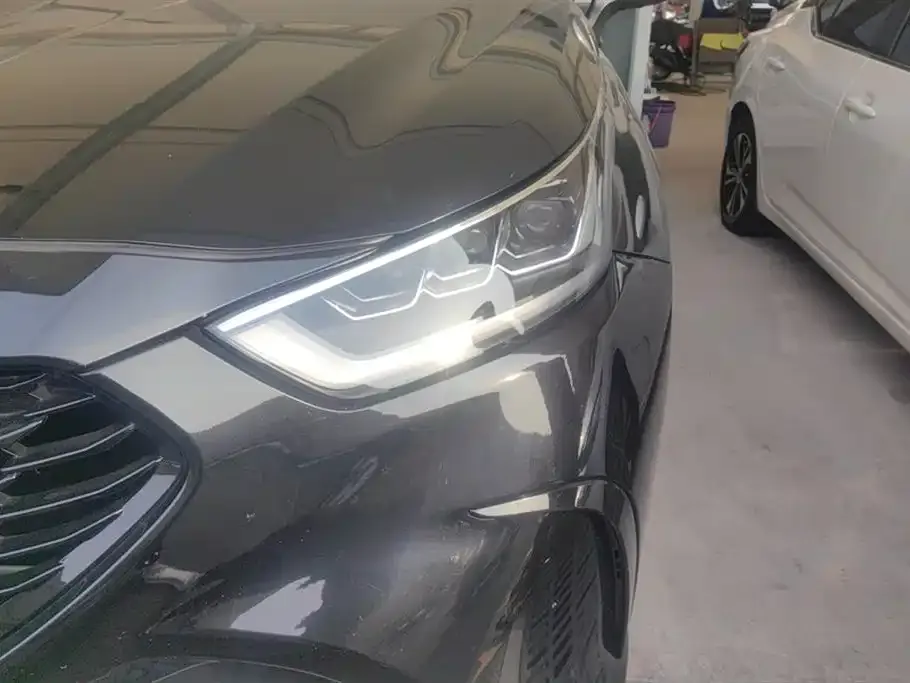 Toyota Crown Kluger 2023 из CN, фото 2