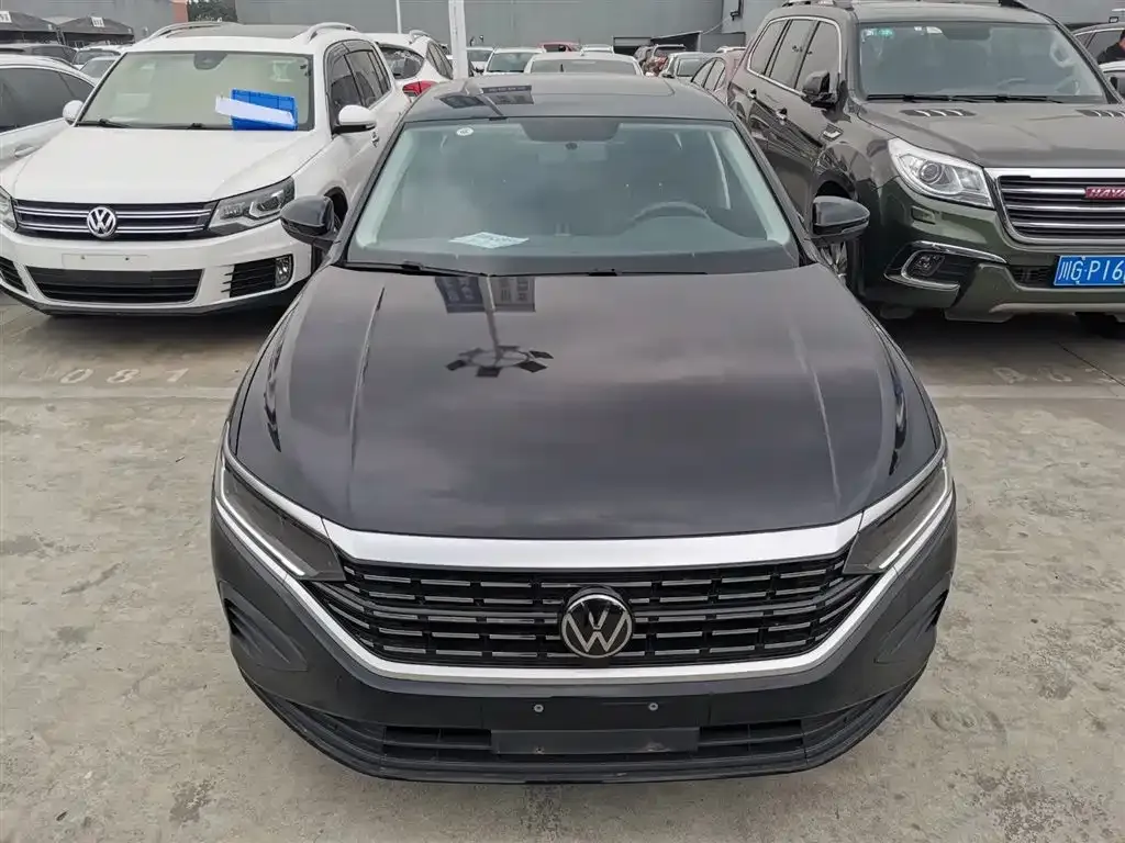 Volkswagen Passat 2023 из CN, фото 9