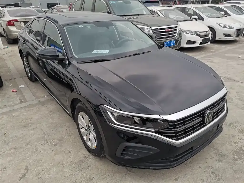 Volkswagen Passat 2023 из CN, фото 3