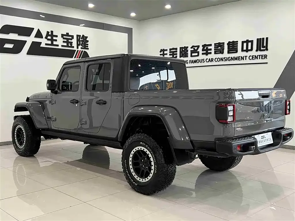 Jeep Gladiator 2023 из CN, фото 5