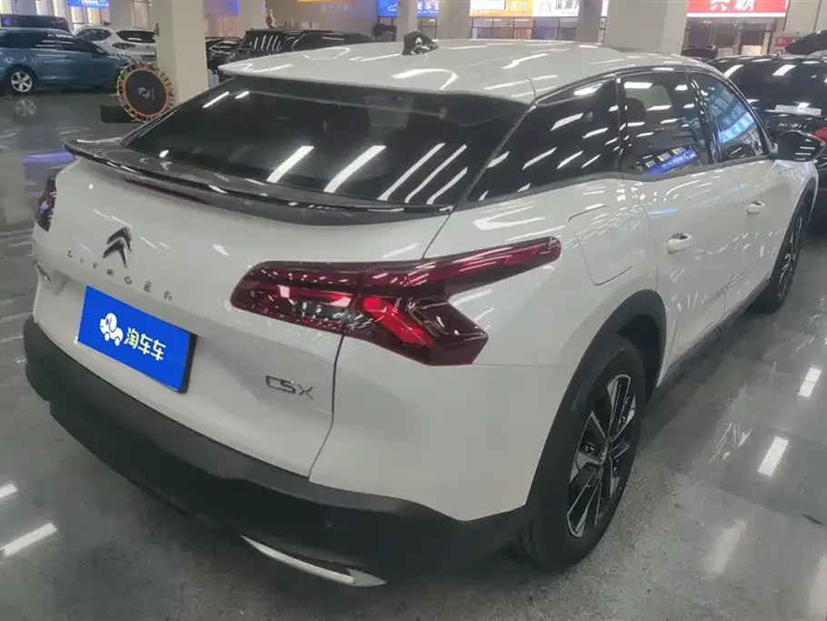 Citroen C5 X 2024 из CN, фото 6
