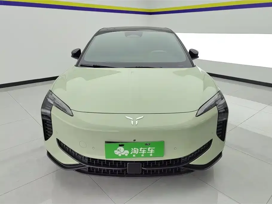 Hongqi EH7 2024 из CN, фото 9