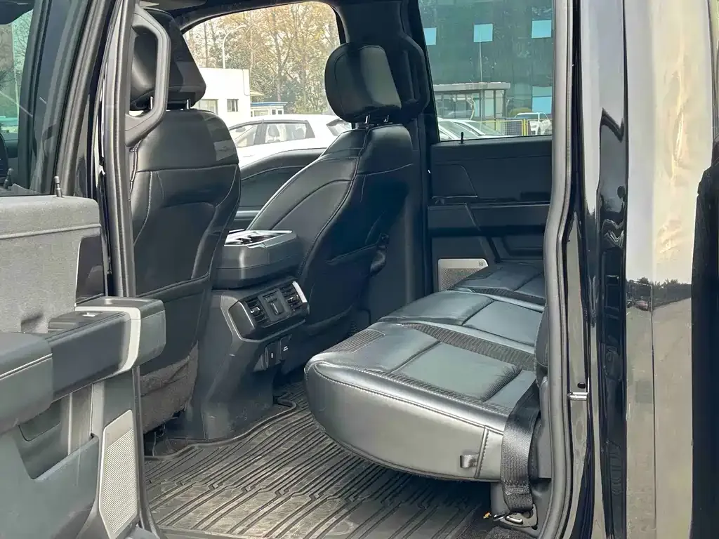 Ford F-150 Raptor 2022 из CN, фото 6