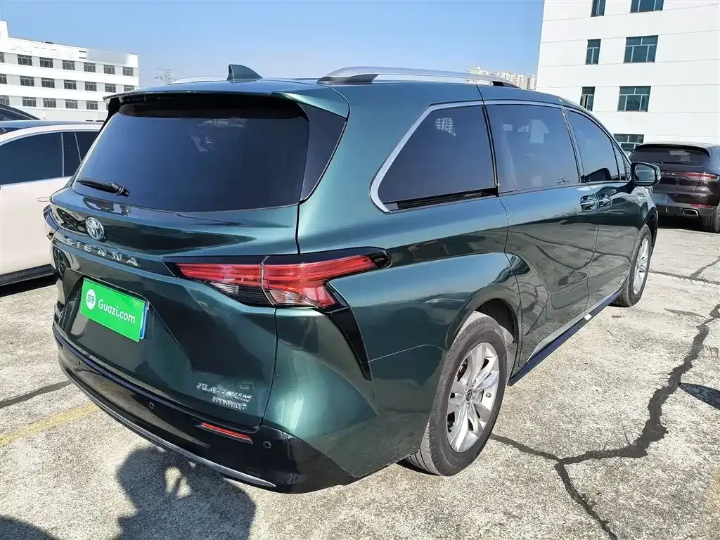 Toyota Sienna 2022 из CN, фото 10