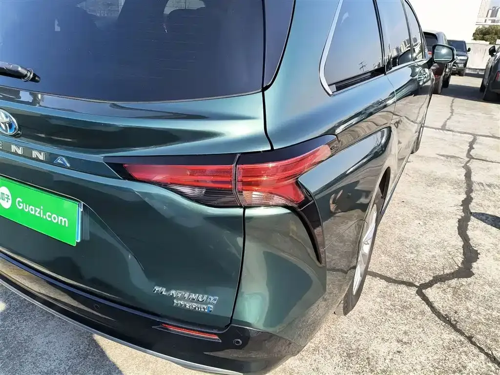 Toyota Sienna 2022 из CN, фото 8