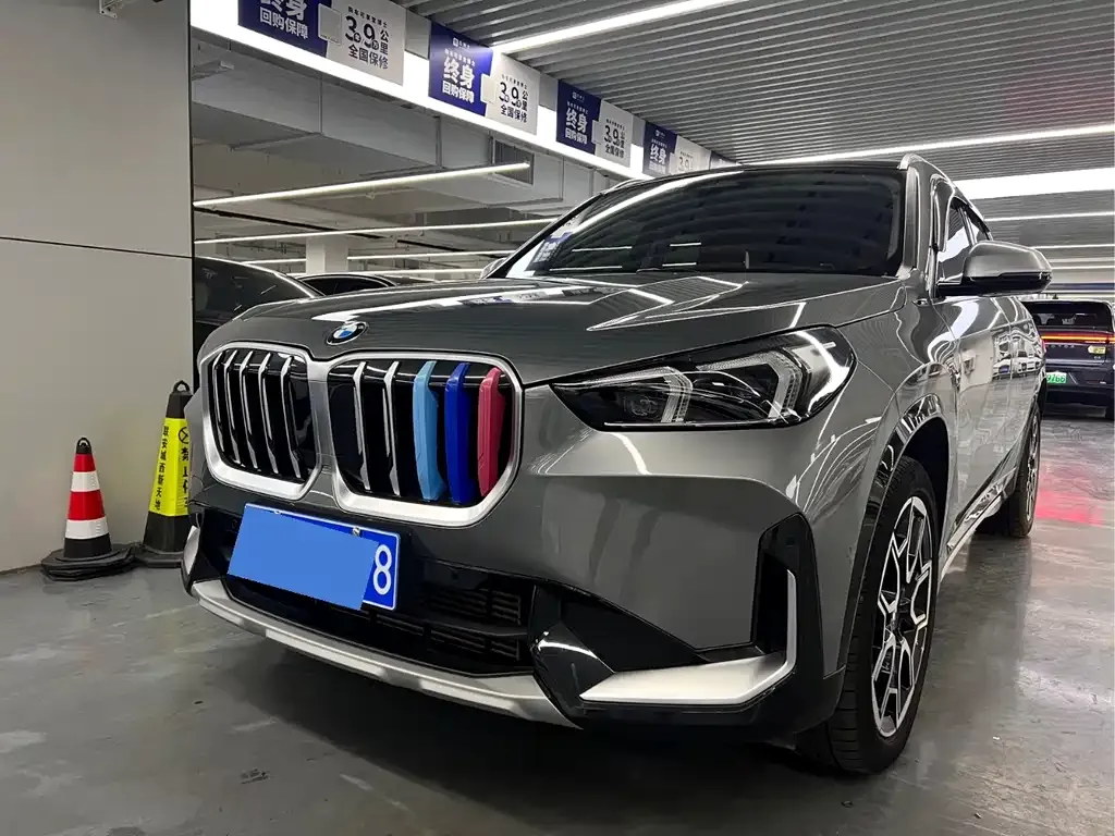 BMW X1 — фото 1