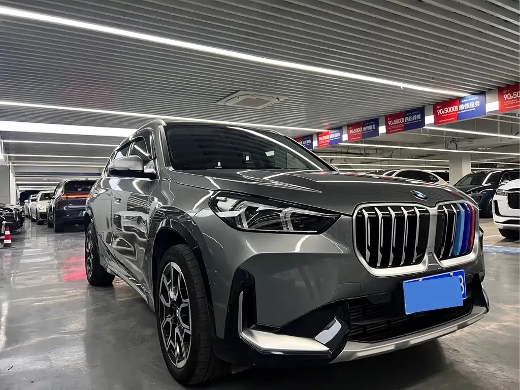 BMW X1 — фото 8