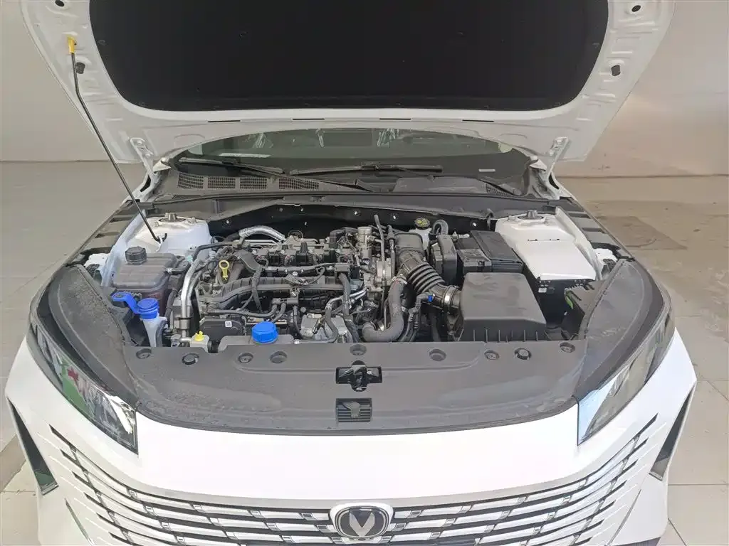 Changan Eado 2025 из CN, фото 8