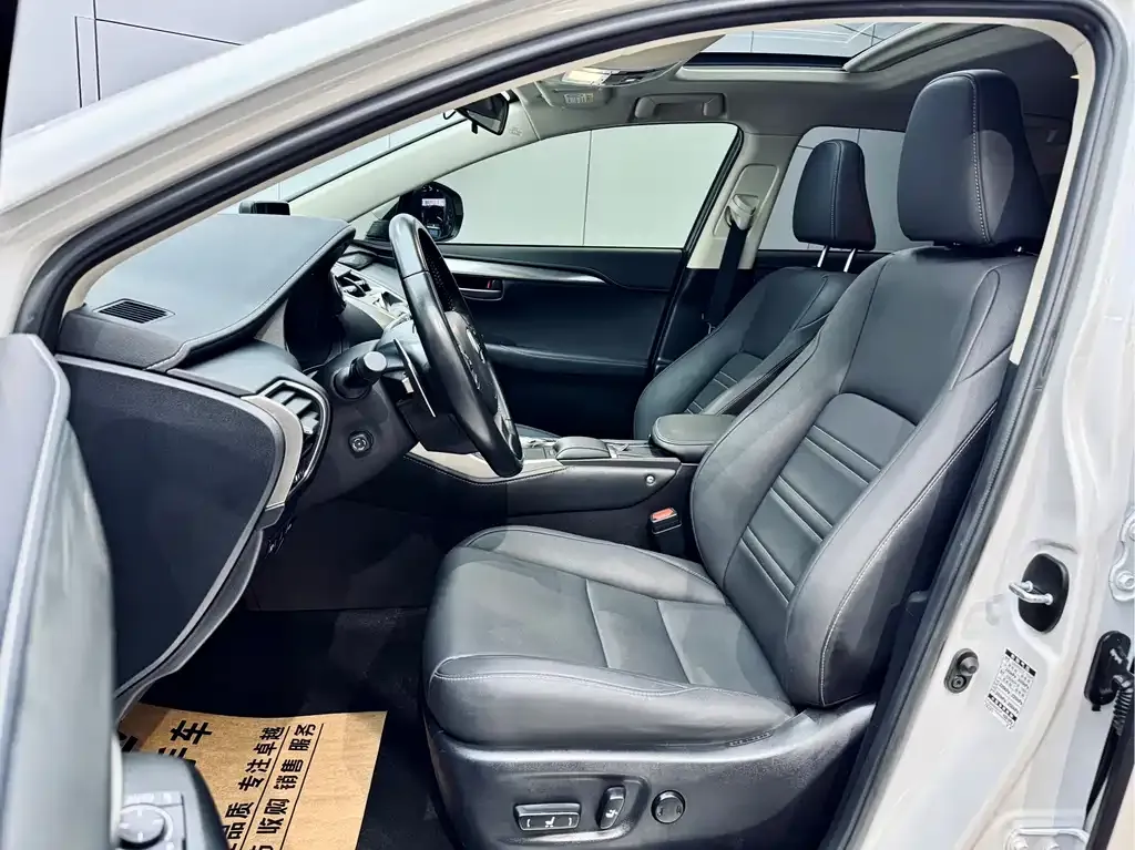 Lexus NX 2021 из CN, фото 9