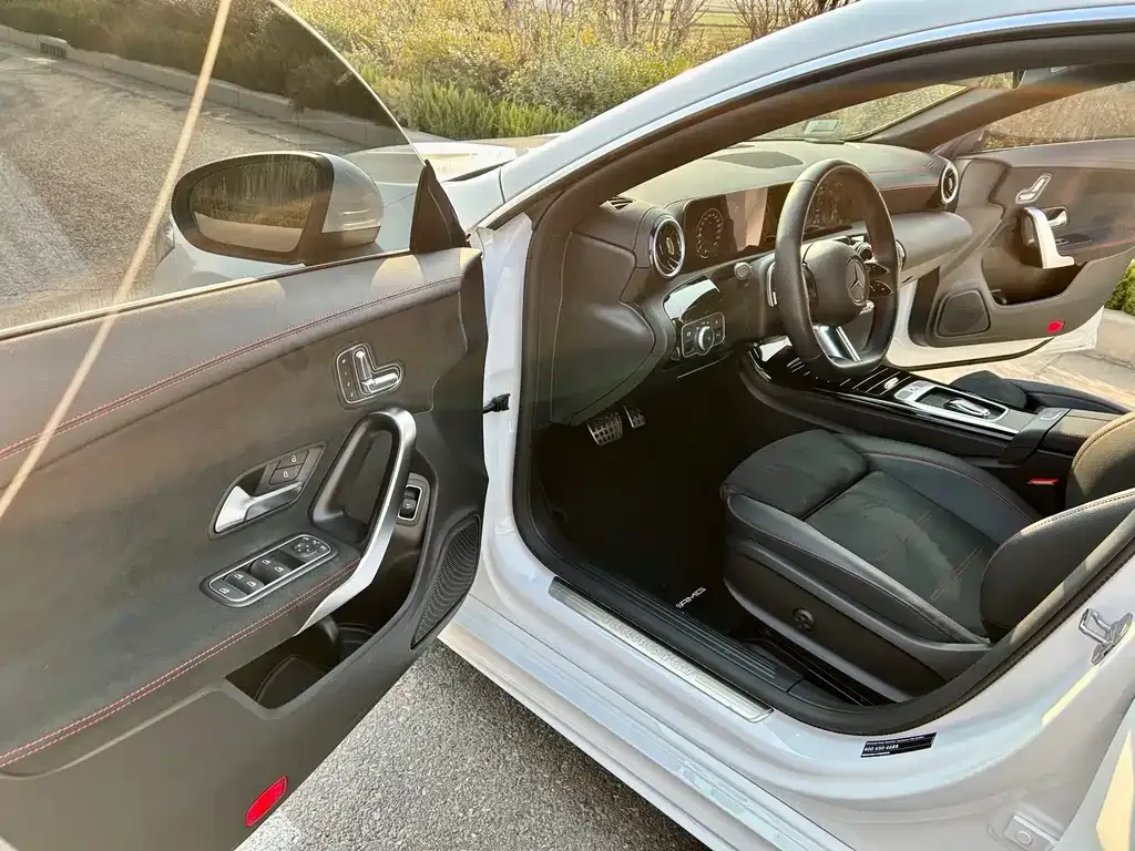 Mercedes-Benz CLA (Import) — фото 7