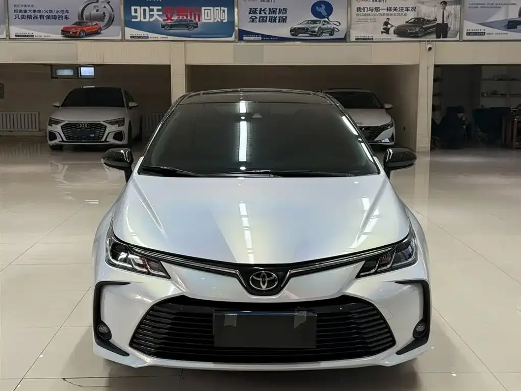 Toyota Corolla 2022 из CN, фото 8