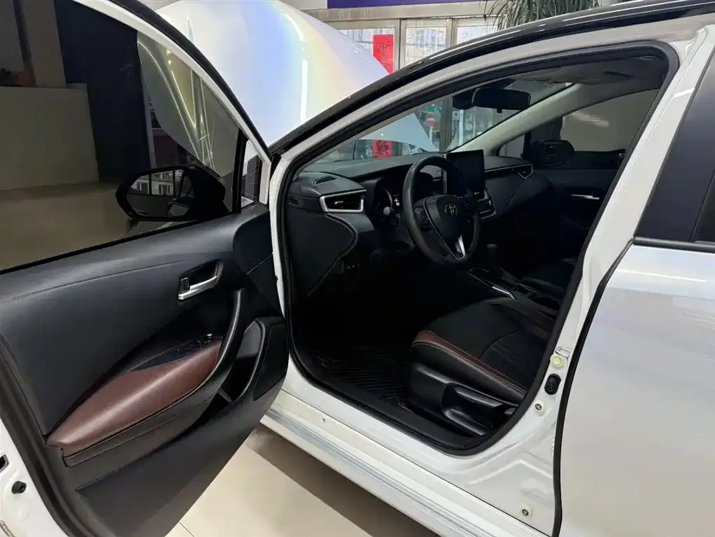 Toyota Corolla 2022 из CN, фото 7