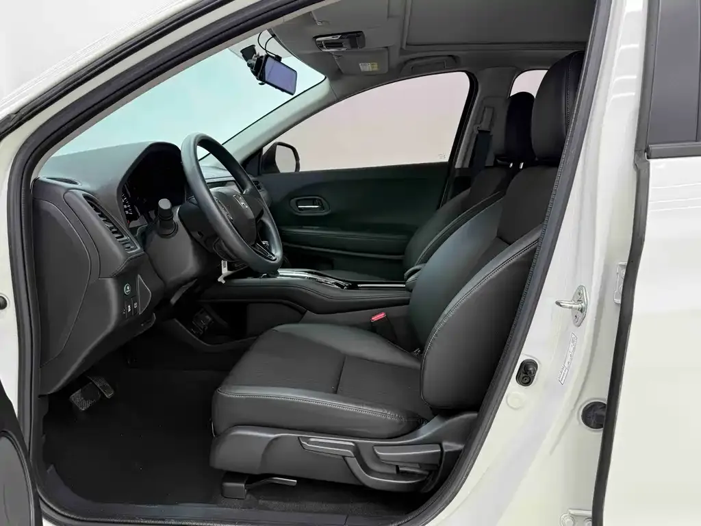 Honda Vezel 2022 из CN, фото 10