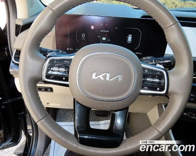 Kia Carnival — фото 3