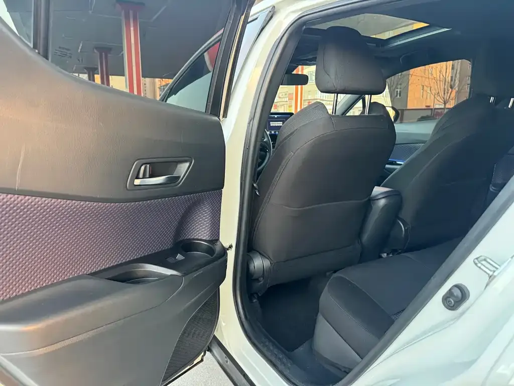 Toyota IZOA 2021 из CN, фото 9