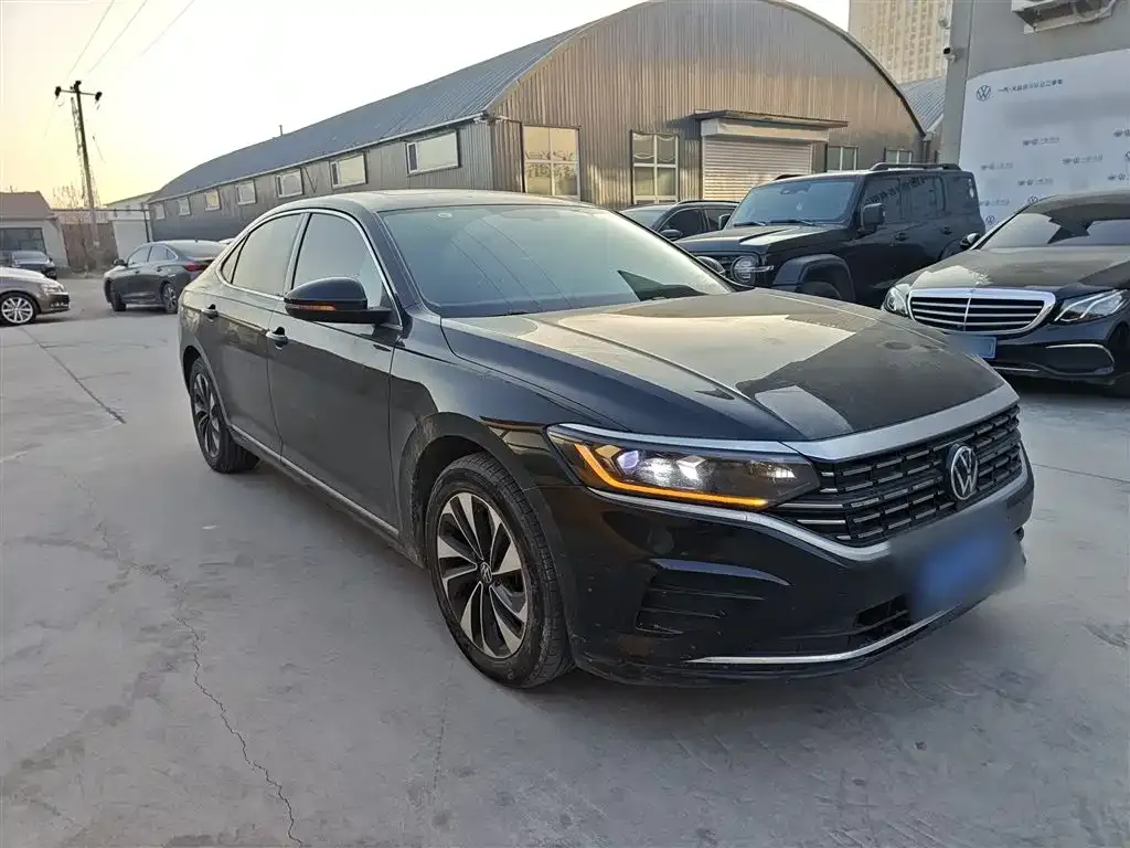 Volkswagen Passat — фото 7