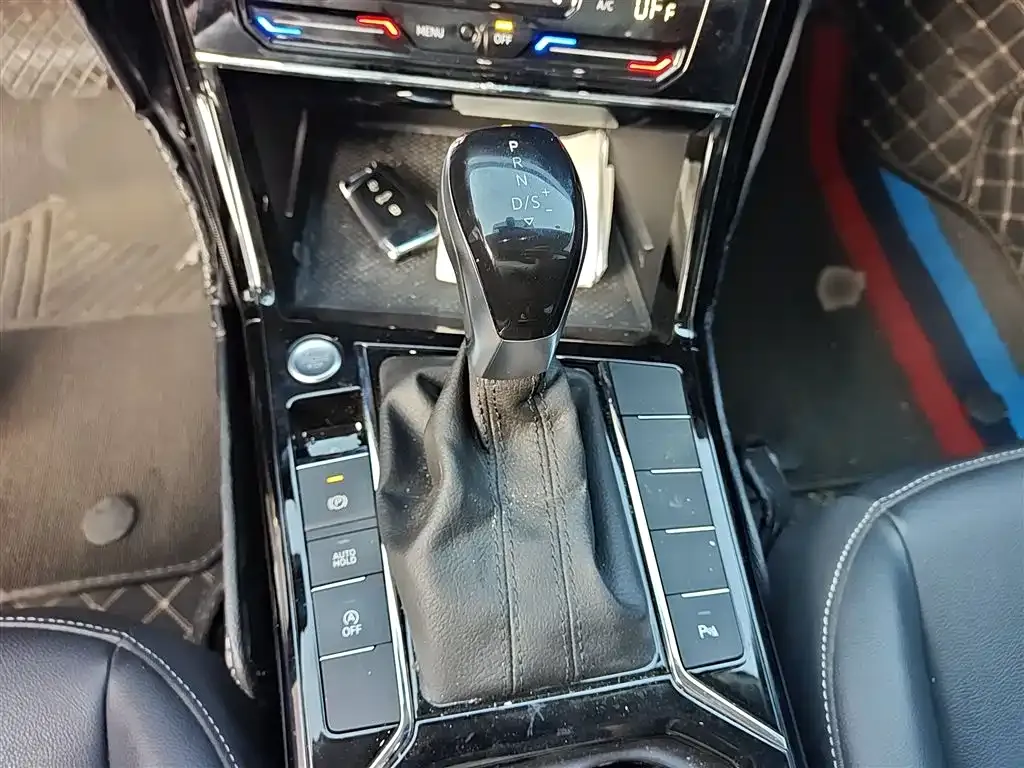 Volkswagen Passat — фото 5