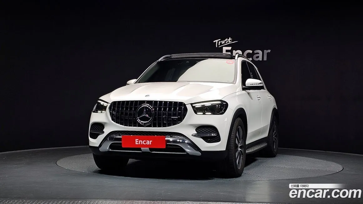 Mercedes-Benz GLE-Class — фото 10