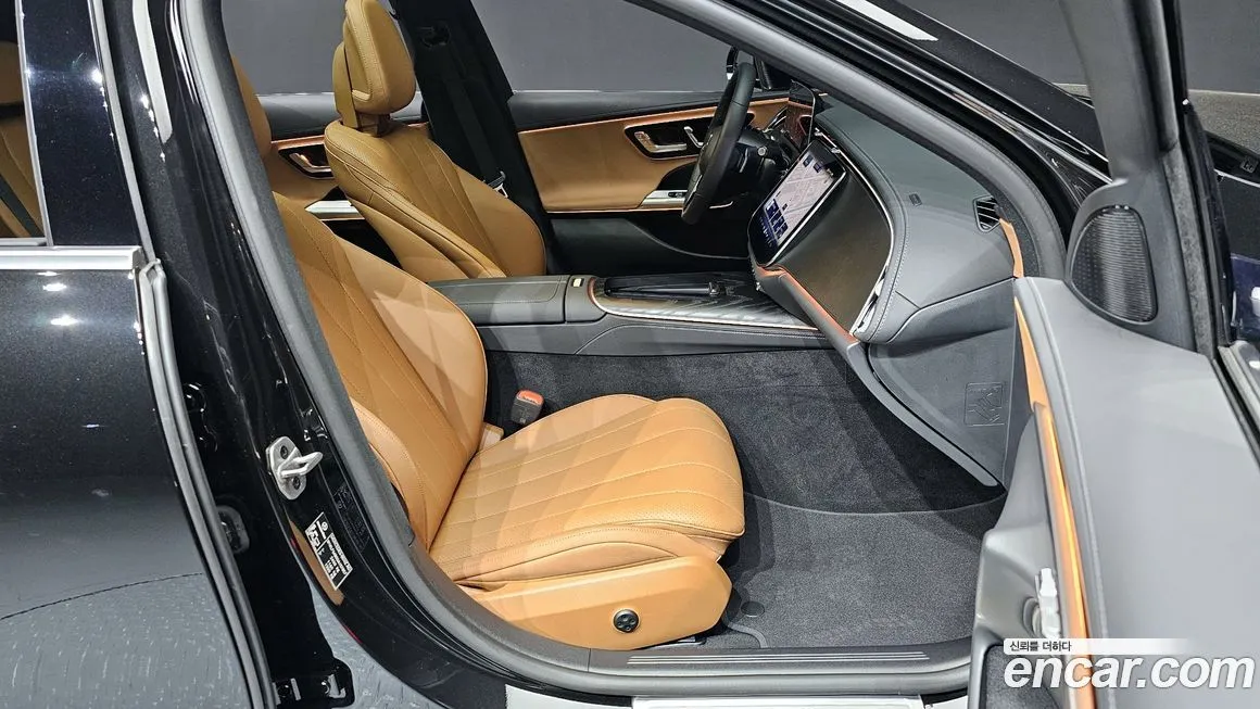 Mercedes-Benz E-Class 2025 из KR, фото 9