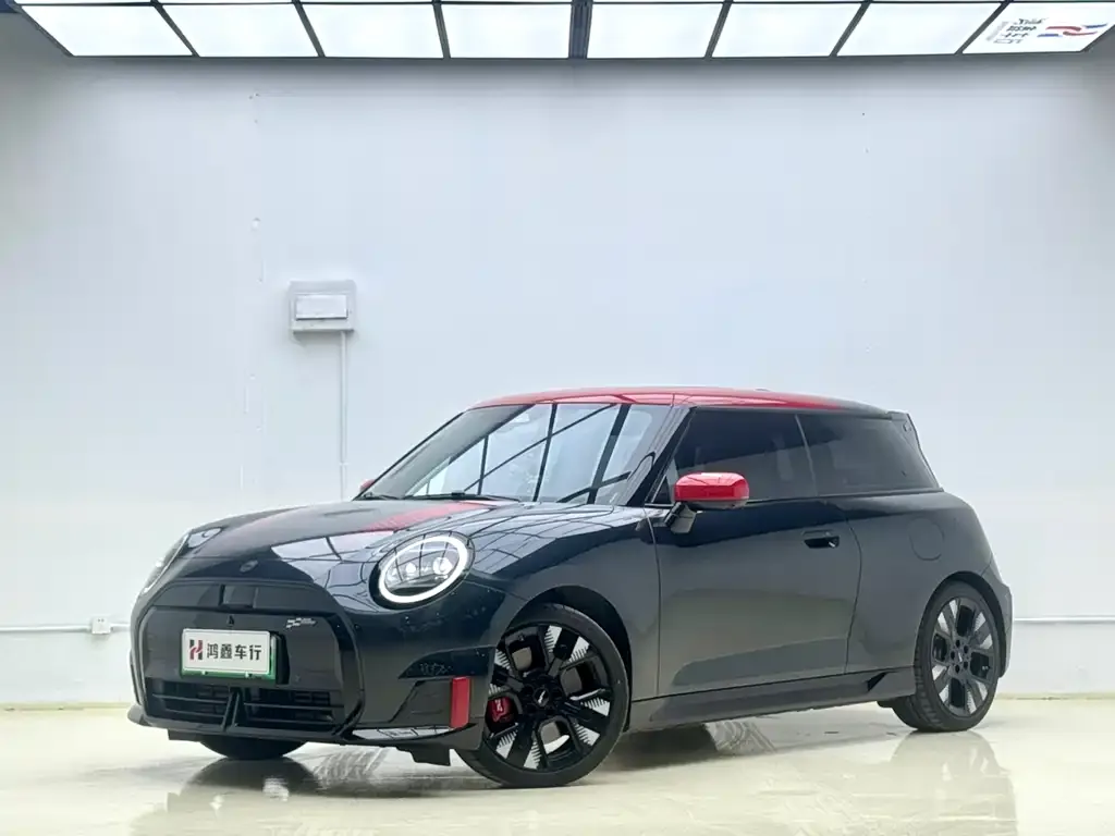 MINI JCW Electric 2025 из CN, фото 1