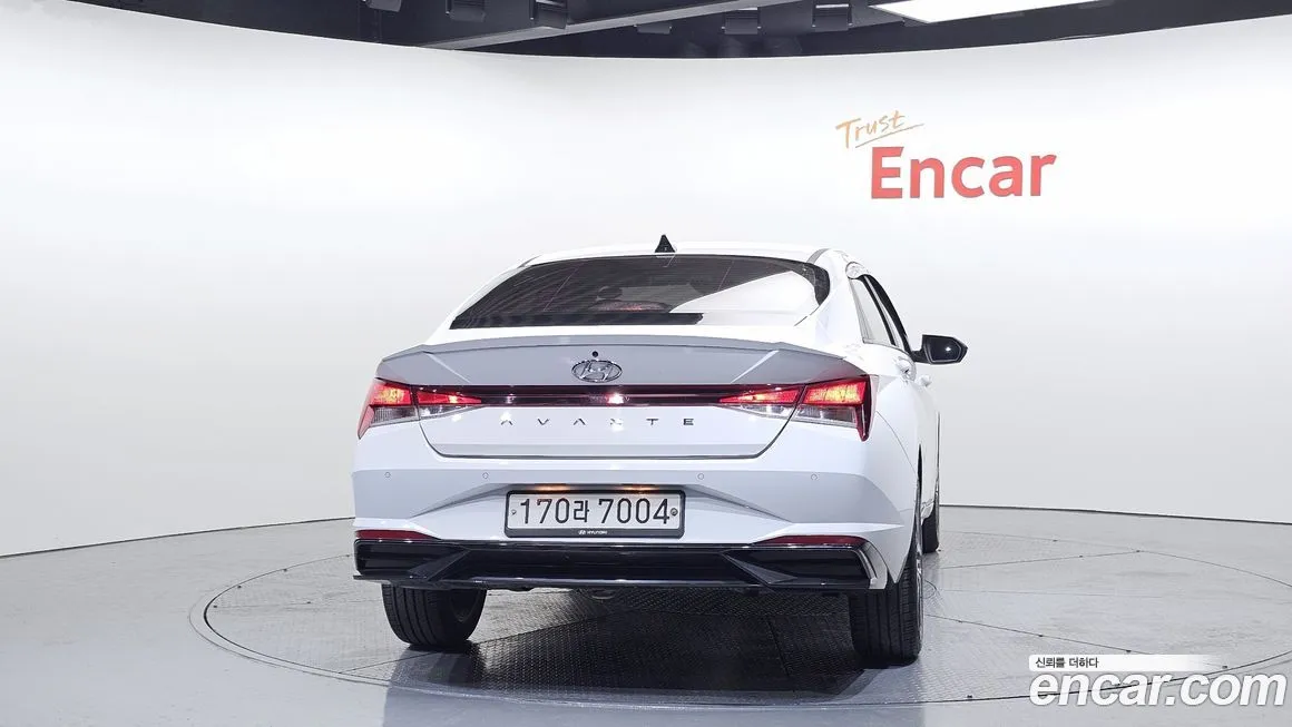 Hyundai AVANTE — фото 4