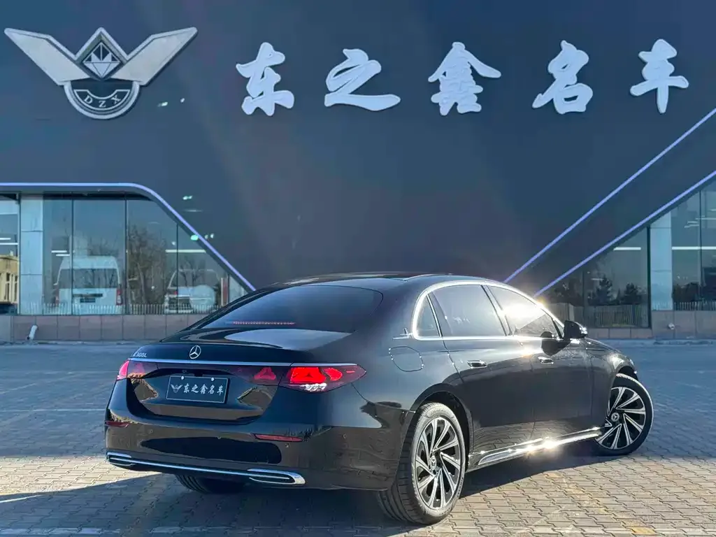 Mercedes-Benz E-Class 2024 из CN, фото 2
