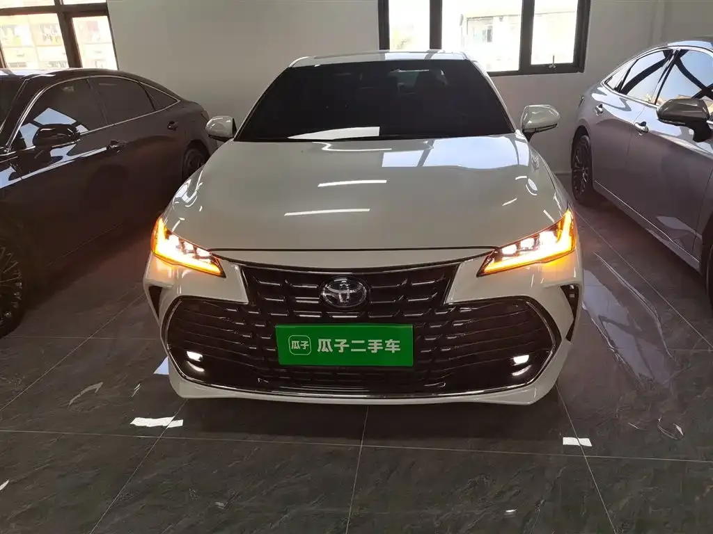 Toyota Avalon 2022 из CN, фото 3