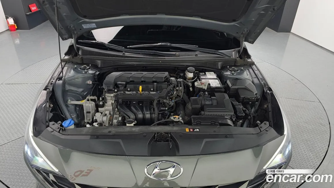 Hyundai AVANTE 2021 из KR, фото 6
