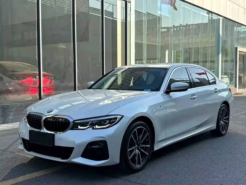 BMW 3 Series — фото 1