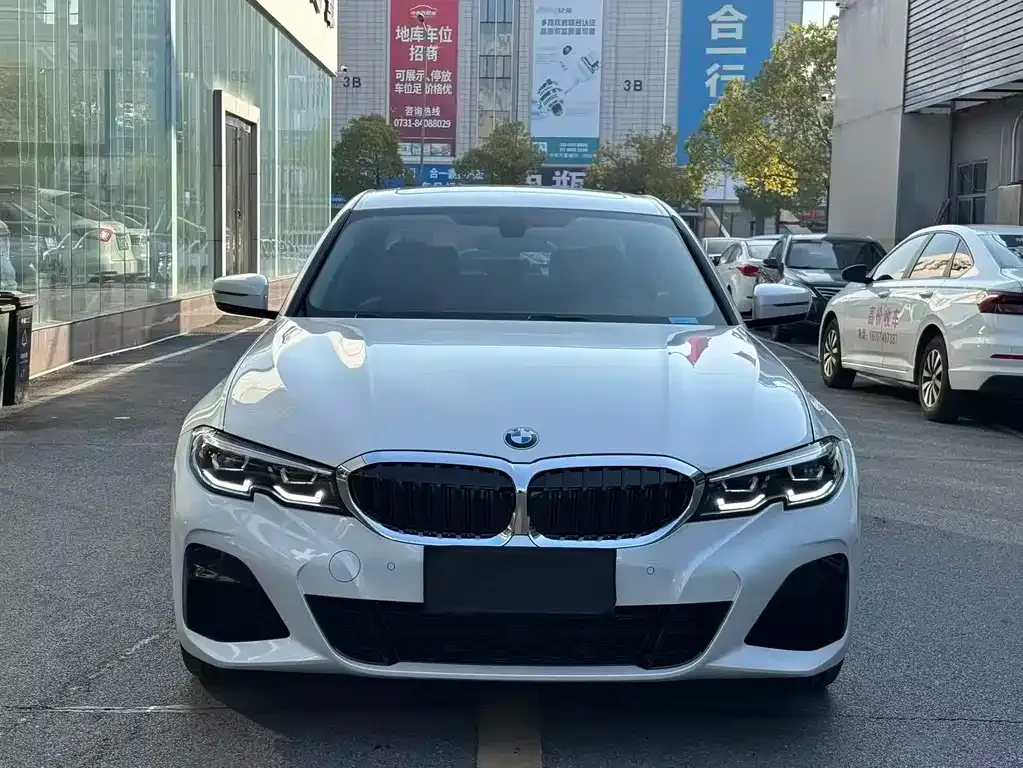 BMW 3 Series — фото 10