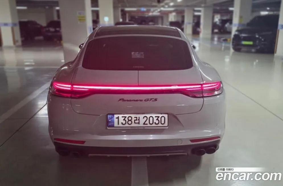 Porsche Panamera 2022 из KR, фото 4