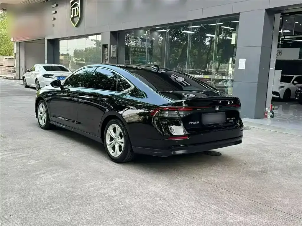 Honda Accord 2023 из CN, фото 5