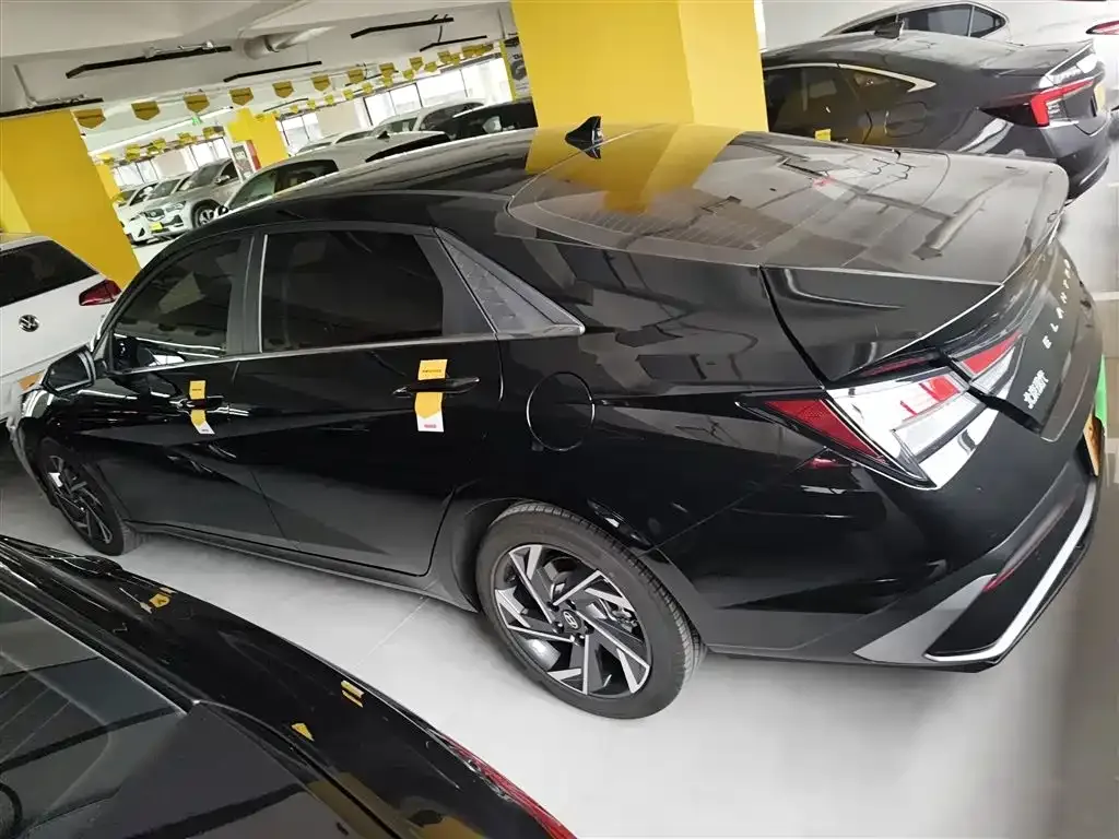 Hyundai Elantra 2025 из CN, фото 5
