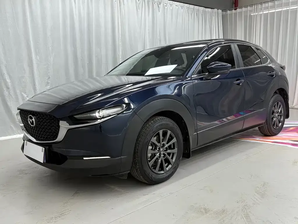 Mazda CX-30 — фото 1