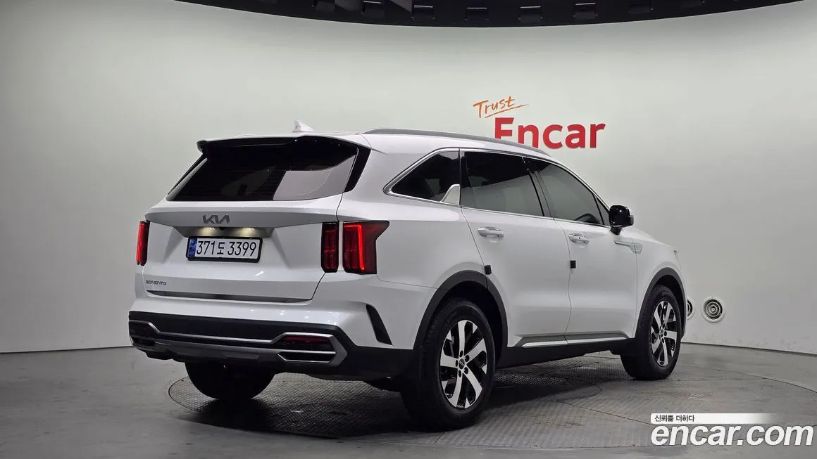 Kia Sorento 2023 из KR, фото 4