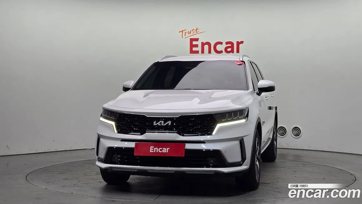 Kia Sorento 2023 из KR, фото 2