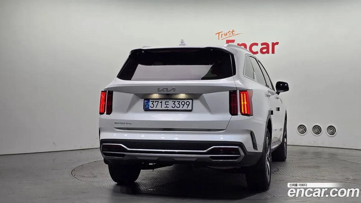 Kia Sorento 2023 из KR, фото 3