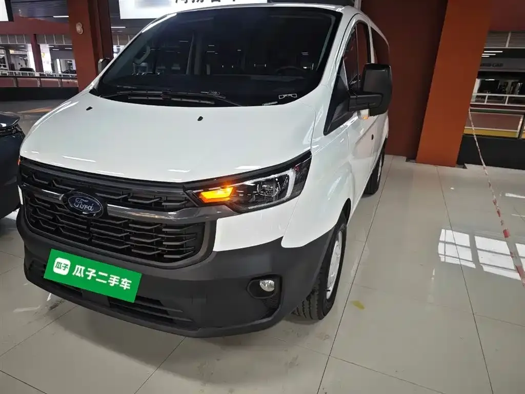Ford Transit 2024 из CN, фото 1